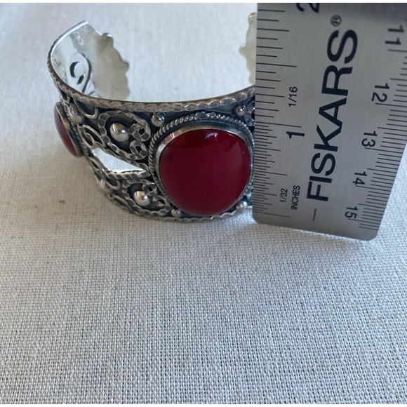 🦩🎄🥰 Host Pick 🥰🎄🦩 Silver & Carnelian Cuff Bracelet - Picture 13 of 14